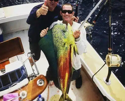 g7 Flyer sportfishing boat, Oahu. Fish charters catching Mahi-mahi sportfish.